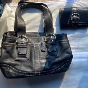 🔥Coach Black Leather Satchel/Bag w/matching wallet!!!🔥